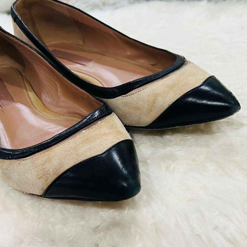 Hugo Boss Flats - Picture 6 of 13